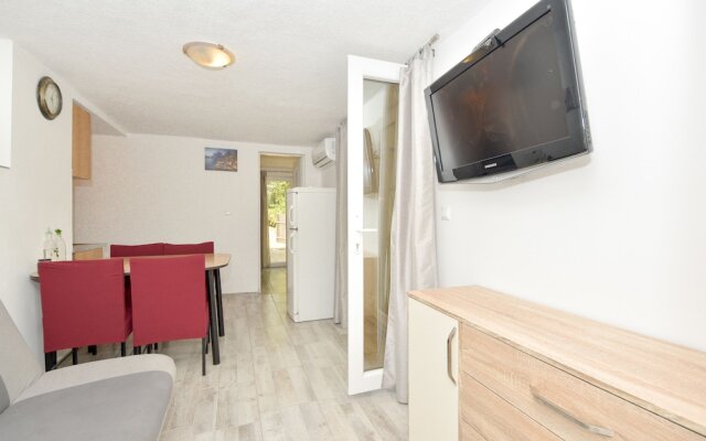 Holiday Home Obrovac I