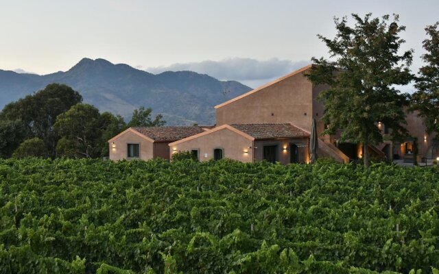 Cavanera Etnea Resort & Wine Experience