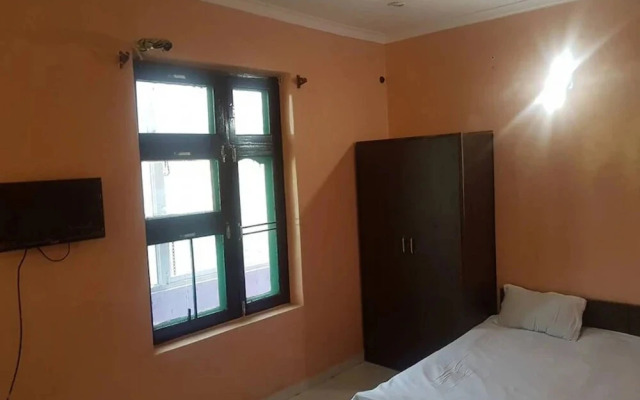 Goroomgo GRT Inn Ambala