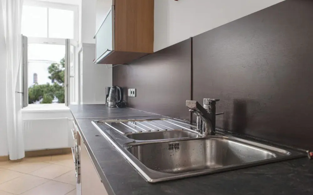 Perfect 7BR Stay Near Hauptbahnhof