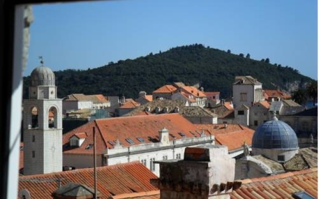 Centre Old Town Apartments