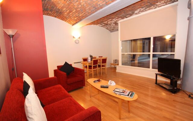 Native Manchester Hotel
