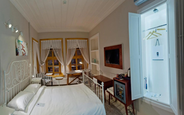 Hich Hotel Konya