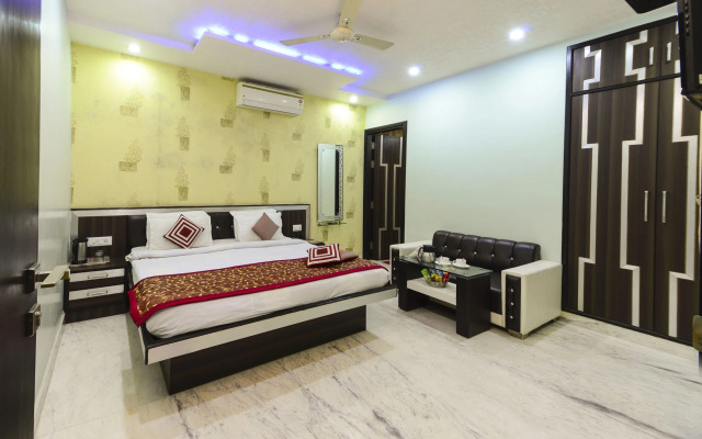 MD 9 Star Hotel