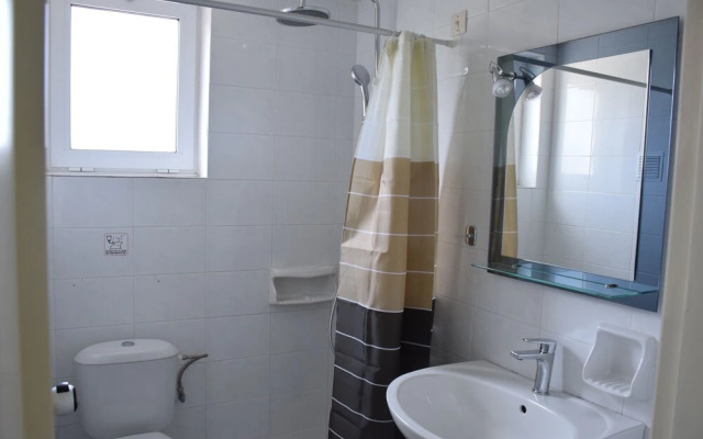 Rhoe Seaside Apartments