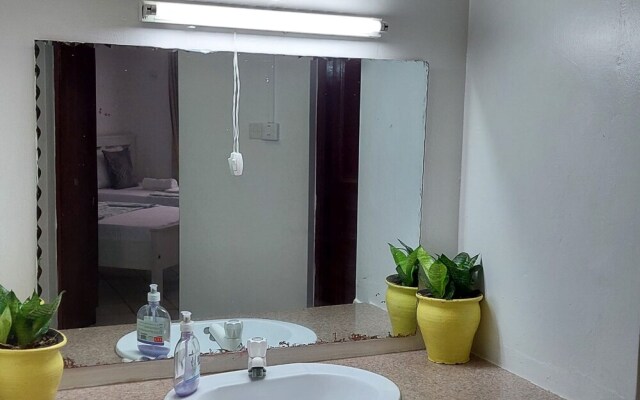 Nyali Mall Apartments by CHH