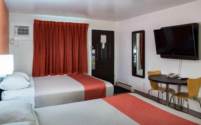 Motel 6 Fort St. John, BC