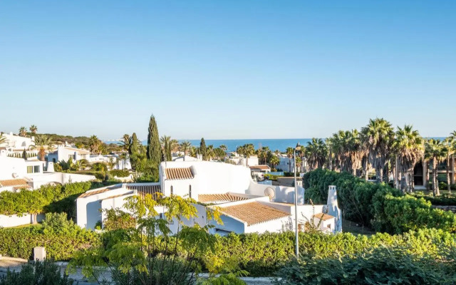 Beach Praia - Sleep 5 - Pool - Free wi-fi - Air Con