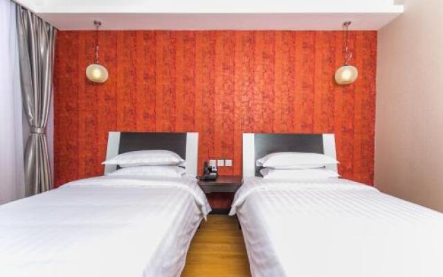 Yunshang Siji Chain Hotel Jinghong Manting Park