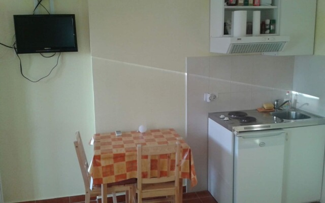 Anna Guesthouse