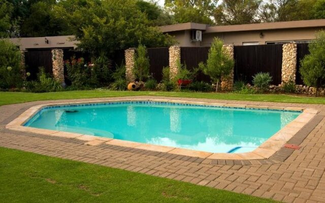 Cottonwood Guesthouse