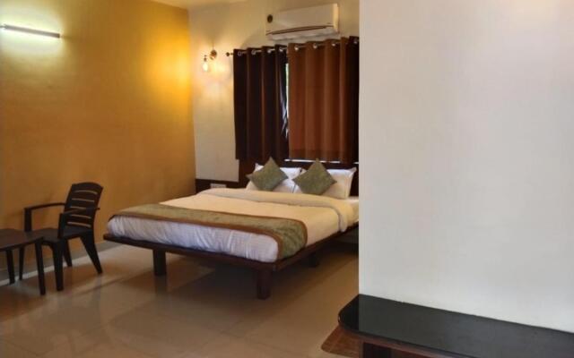 Cocorico Beach Resort