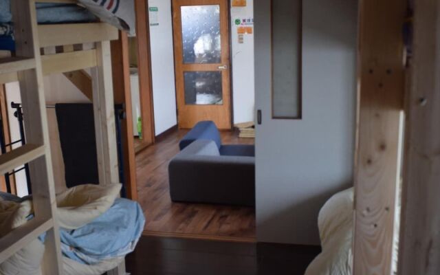 Tabibitoyado Shoei - Hostel