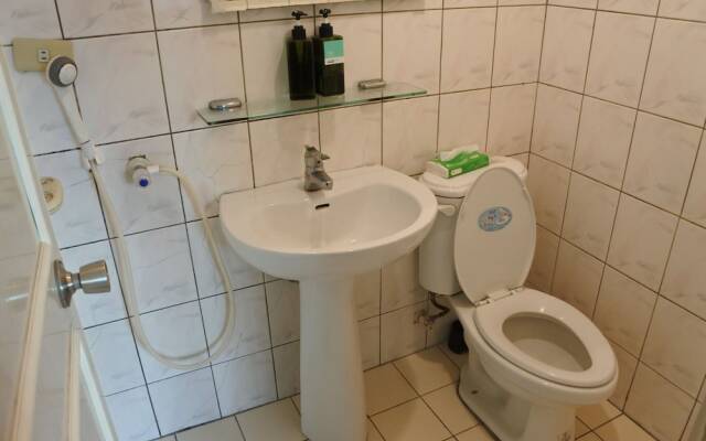 Feng Jia There House