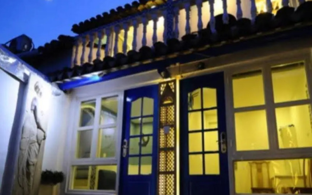 Moonlight Bay Inn