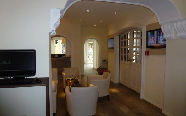 Hotel Rheinischer Hof