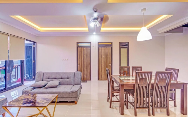Capital O 93068 D Twinz House Syariah
