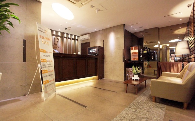 F HOTEL Yeongdeungpo