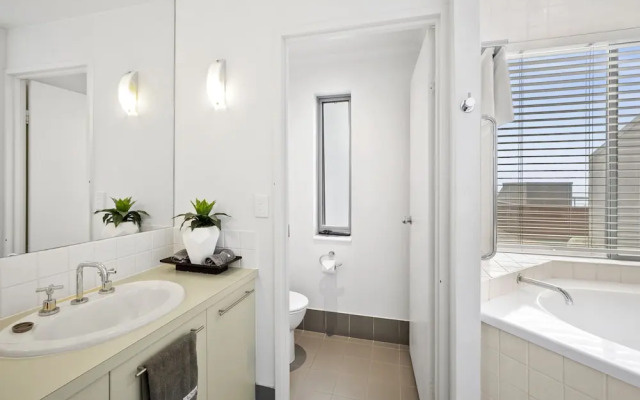 Lorne Beachfront Accommodation