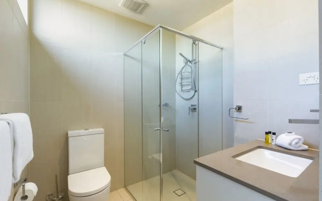 North Sydney Fully Self-Contained-16 Wal