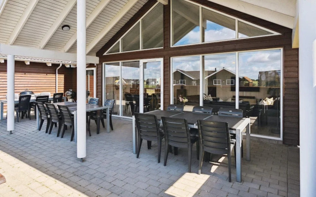 18 Person Holiday Home in Bogense