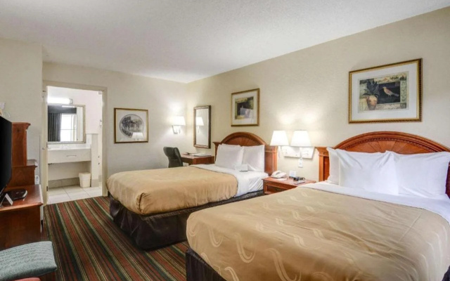 Quality Inn & Suites Biltmore East