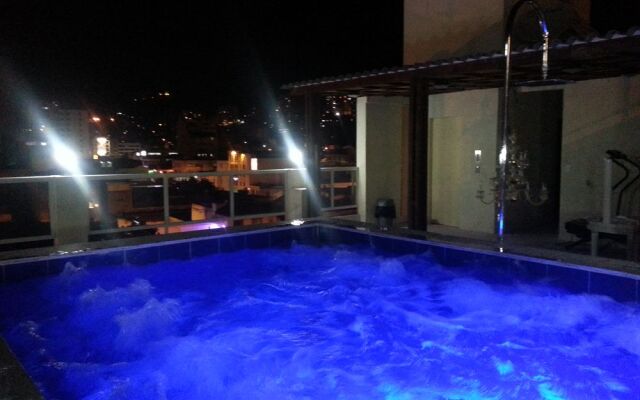 Hotel Six Avenue
