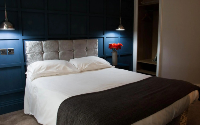 The Jacobean Hotel