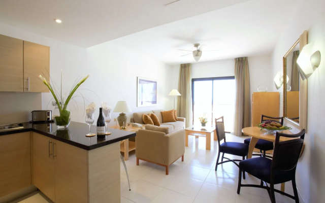 Hollywood Mirage - Excel Hotels & Resorts