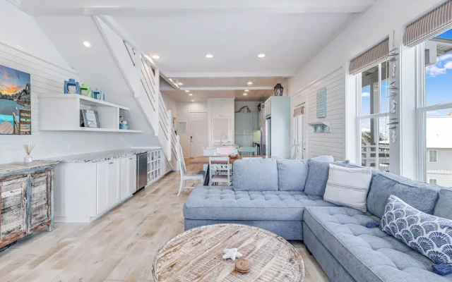 Beach Bungalow TC 2305