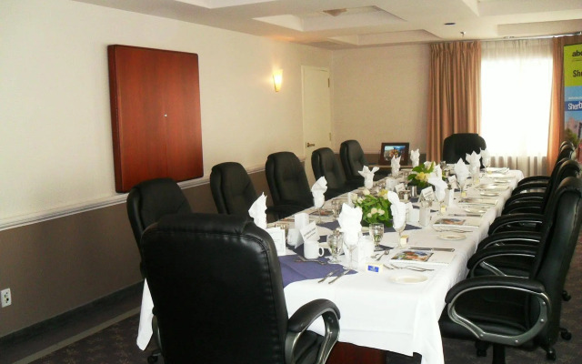 Delta Hotels by Marriott Sherbrooke Conference Centre