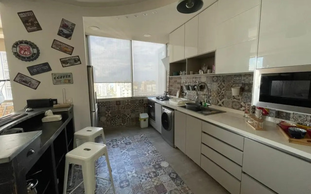 Stunning Vacation Rental in Dbayeh, at a Prime Location, Between Le Mall and Abc