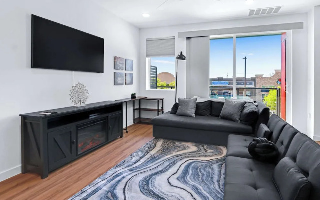 Pacific Island Inspired Stay Amazing Location