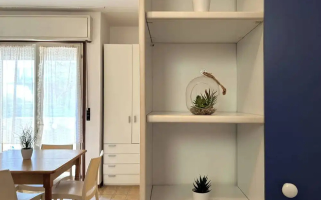 Nice Studio With Side sea View
