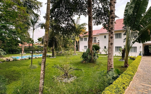 Brubru Lodge