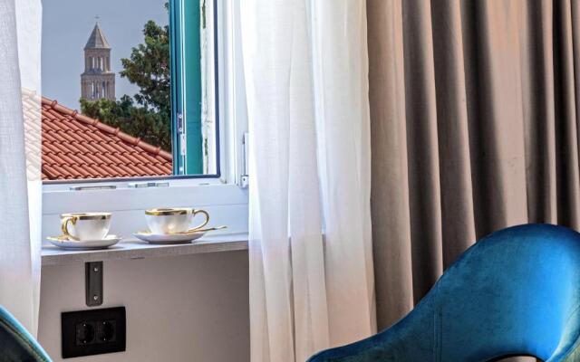Lumiere Luxury Rooms