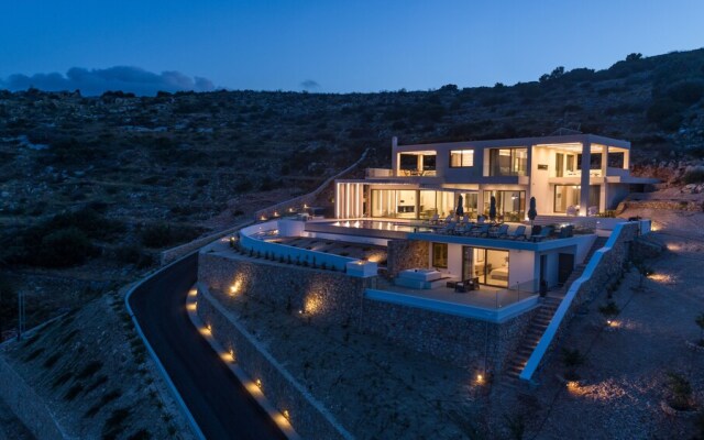 Aurora Villa Luxury Retreat