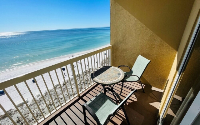 Pelican Beach 1006 1 Bedroom Condo by Pelican Beach Management