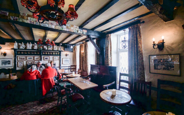 Black Boy Inn