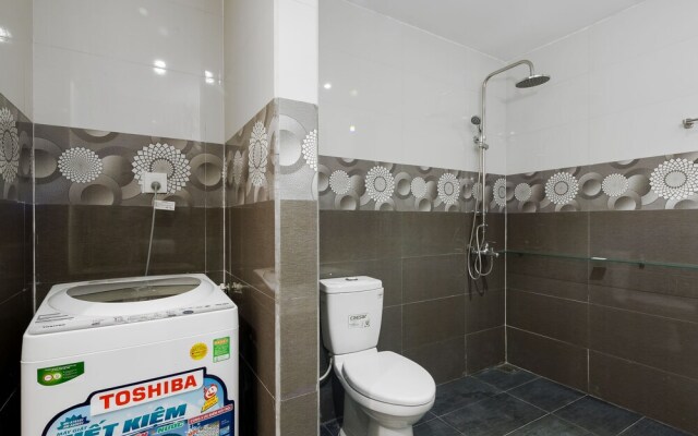 Zoneland Apartments Lavender95