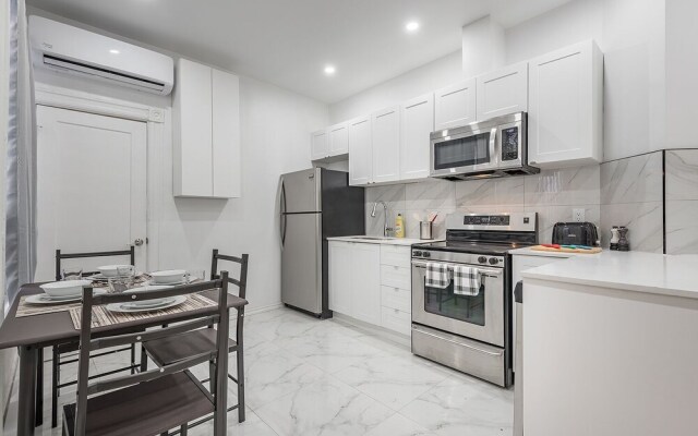 Cozy Private BR in the heart of Plateau