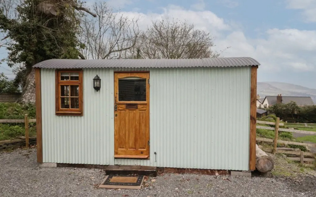 Rabbit Hill Hut