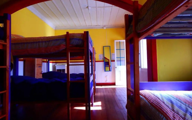 Street Garden Hostel