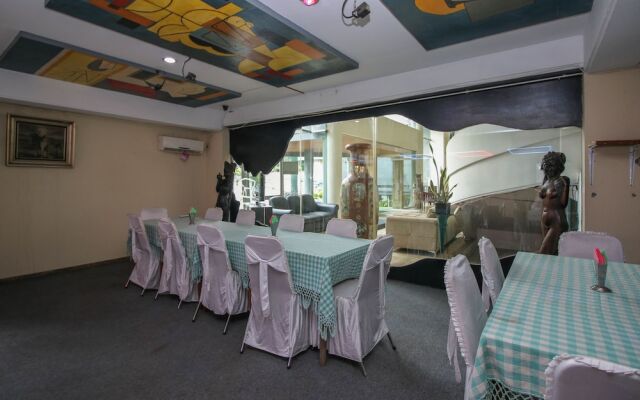 Airy Eco Kebayoran Baru Blok S Senayan 87 Jakarta