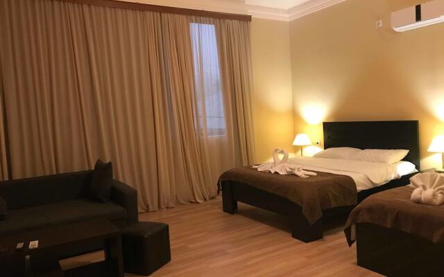 Royal Palace Hotel