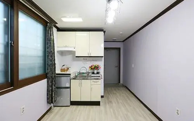 Boryeong Adonis Pension