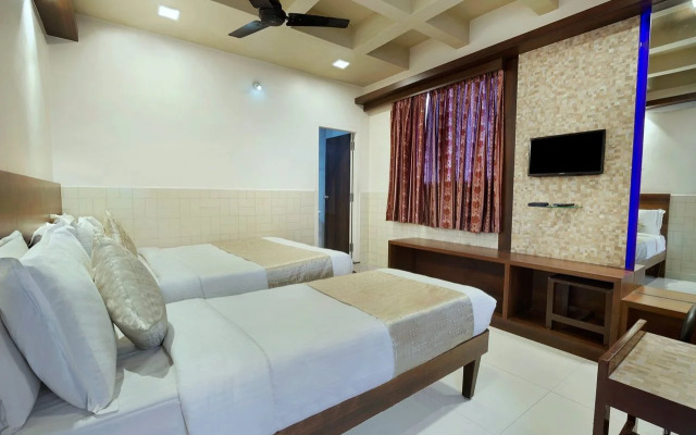 Mannars Deluxe Lodge