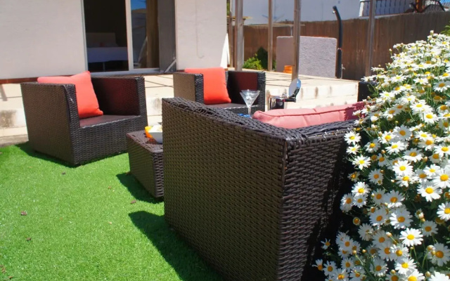 Villa for 8 People With Private Pool