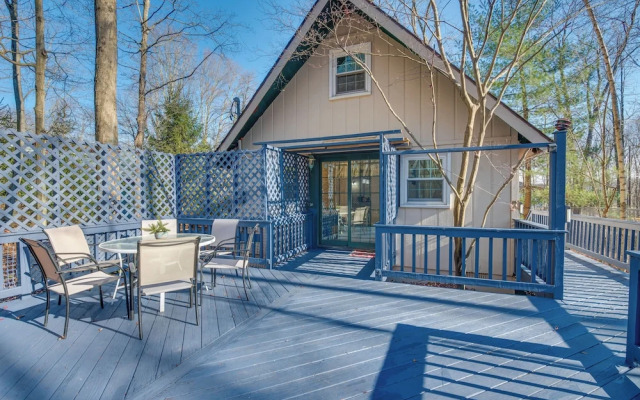 Arrowhead Lake Access: Cabin w/ Resort Amenities