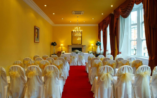 The Metropole Hotel